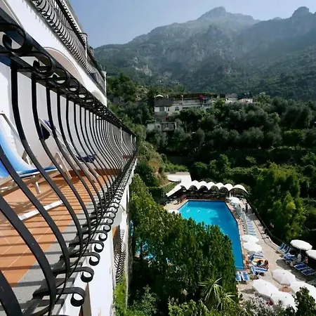Royal Vista Mare *